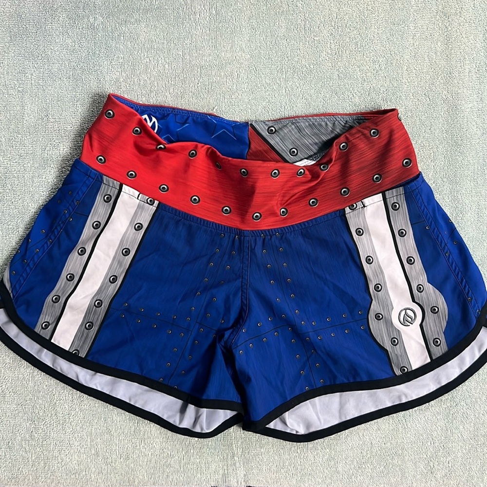 InkNBurn shorts. Lined size 8